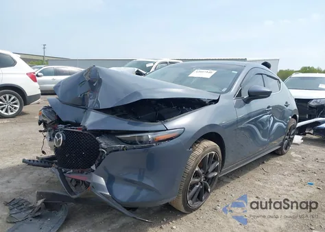 2020 Mazda Mazda3 Hatchback Premium Package z USA, uszkodzony, nr VIN JM1BPBNM3L1171285